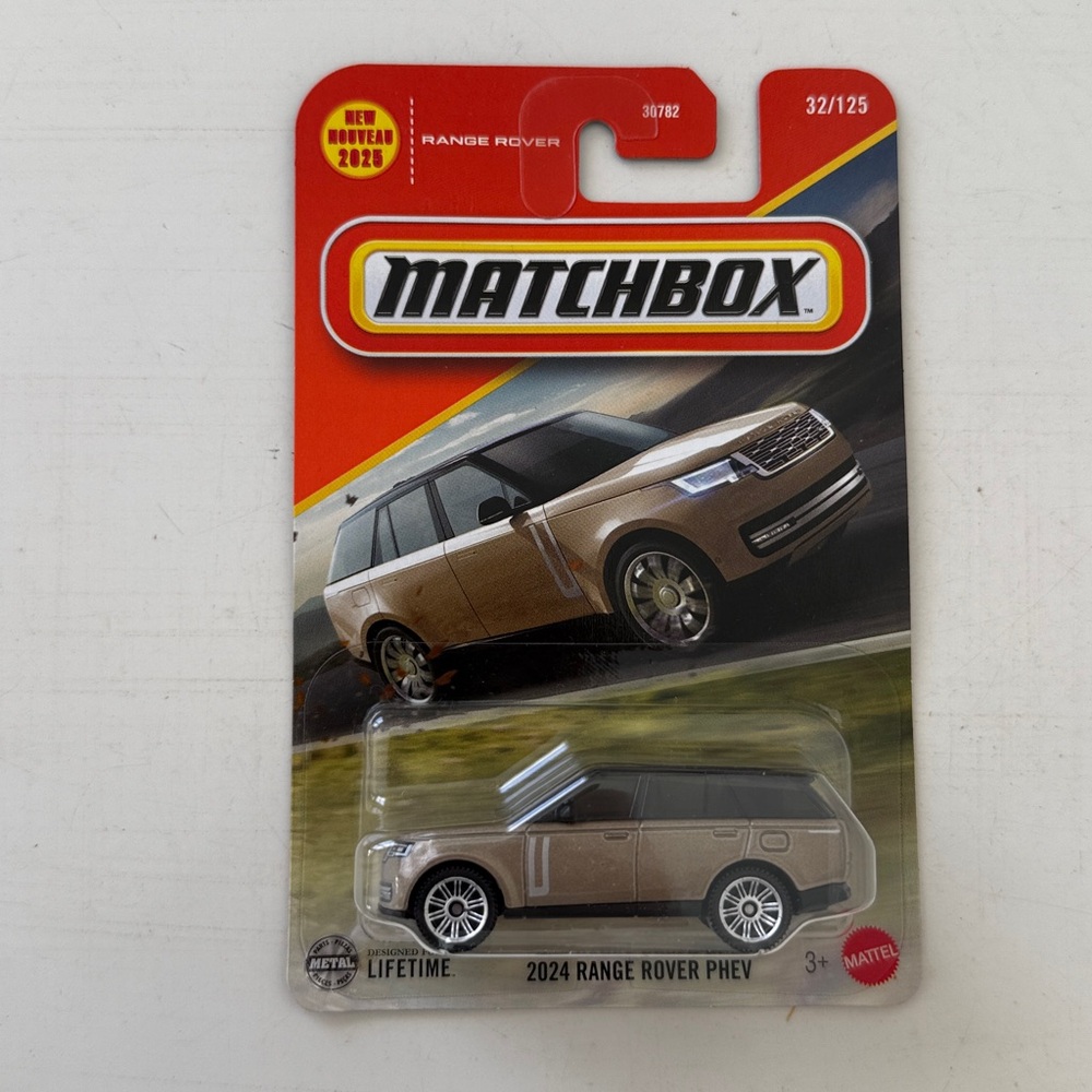 Mattel Matchbox 2024 Range Rover PHEV - Picture 7 of 7